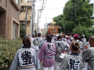 荏原五丁目町会の豪龍曾の神輿