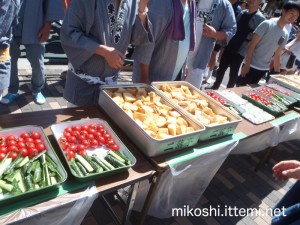 トマト、きゅうり、玉子焼き
