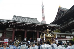 神輿と増上寺と東京タワー