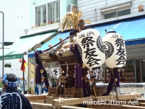 11 横浜祭友会（江戸前神輿）