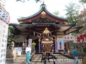 蒲田八幡神社の神輿