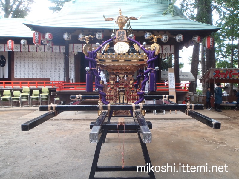 野沢稲荷神社の神輿１
