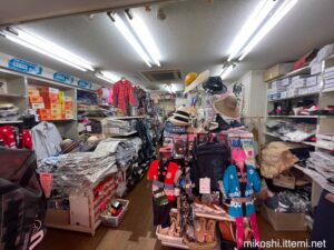 岡田屋足袋店　店内写真